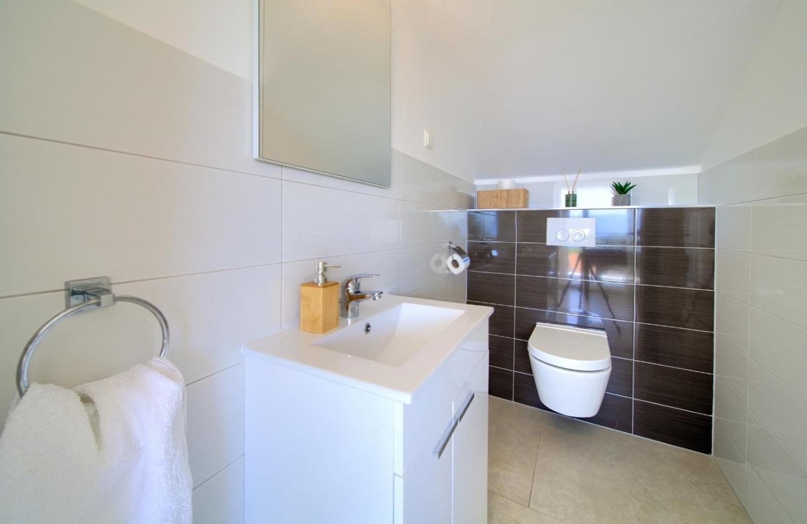 Apartment Sasso Bianco With The Private Pool Njivice Dış mekan fotoğraf
