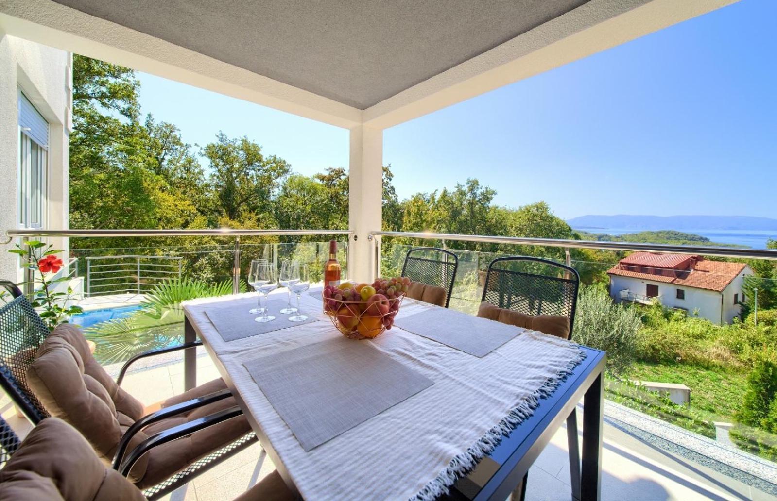 Apartment Sasso Bianco With The Private Pool Njivice Dış mekan fotoğraf