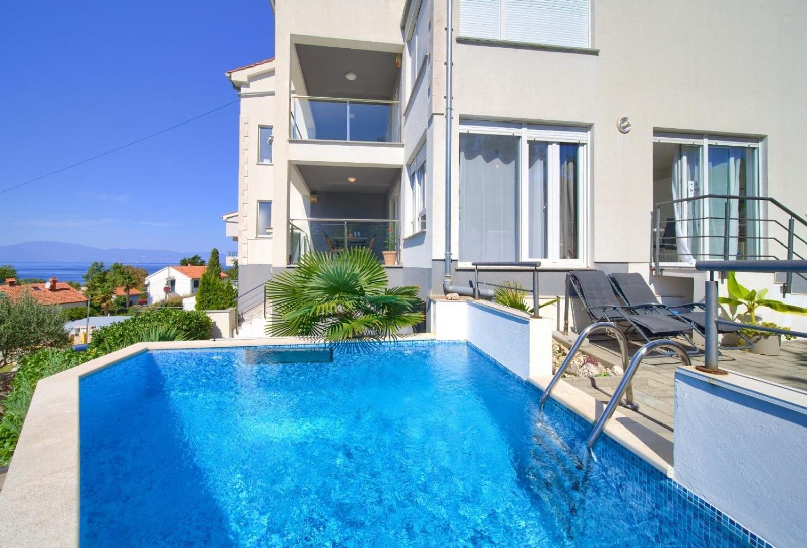 Apartment Sasso Bianco With The Private Pool Njivice Dış mekan fotoğraf